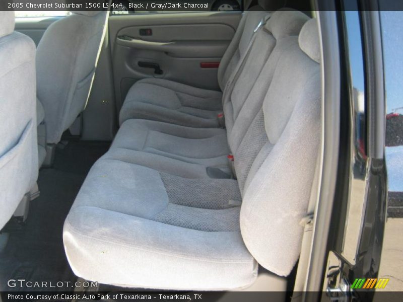 Black / Gray/Dark Charcoal 2005 Chevrolet Suburban 1500 LS 4x4