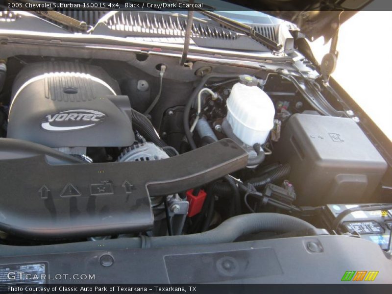Black / Gray/Dark Charcoal 2005 Chevrolet Suburban 1500 LS 4x4