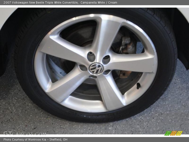 Campanella White / Cream 2007 Volkswagen New Beetle Triple White Convertible