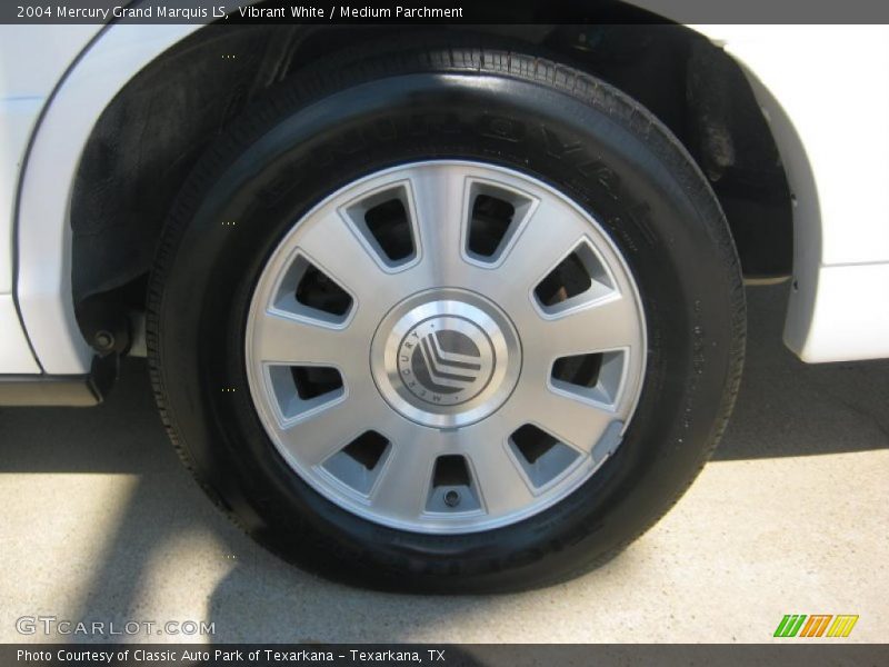 Vibrant White / Medium Parchment 2004 Mercury Grand Marquis LS