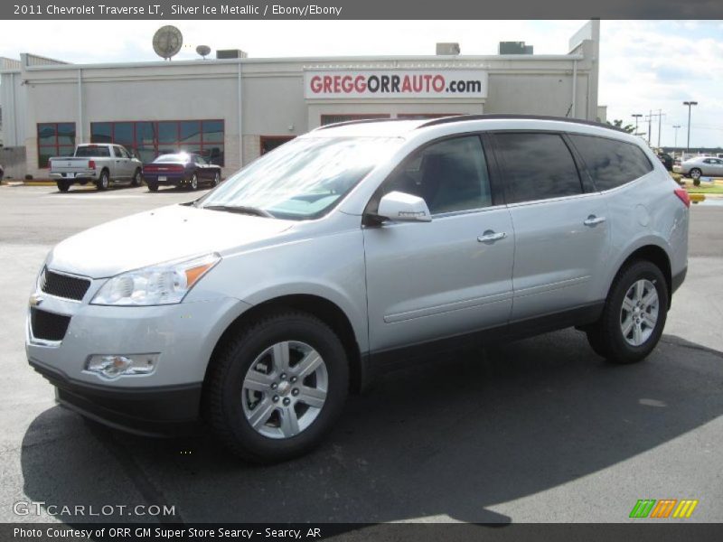Silver Ice Metallic / Ebony/Ebony 2011 Chevrolet Traverse LT