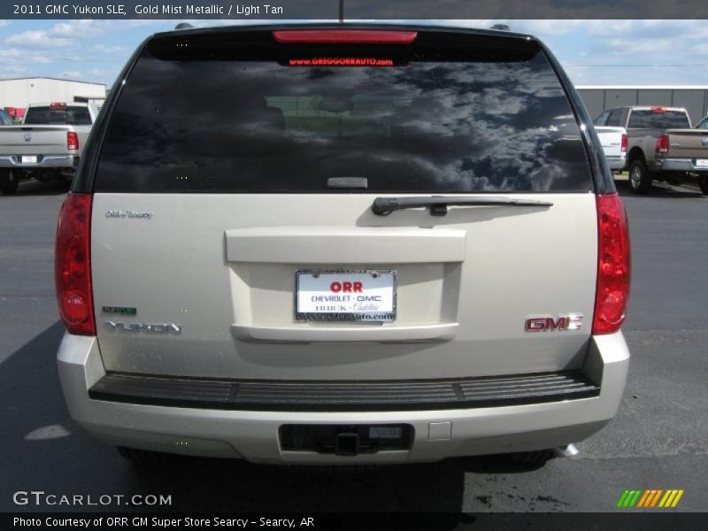 Gold Mist Metallic / Light Tan 2011 GMC Yukon SLE