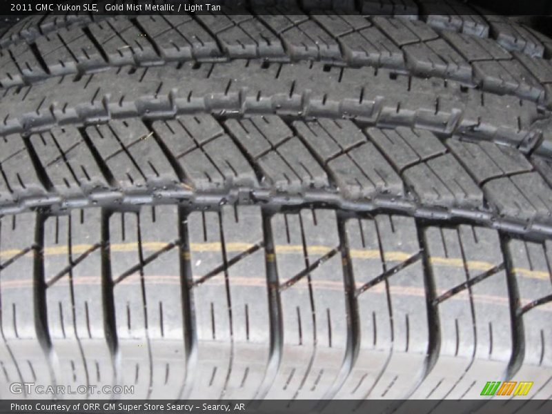 Gold Mist Metallic / Light Tan 2011 GMC Yukon SLE
