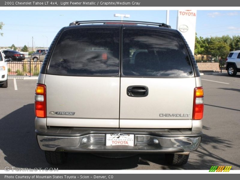 Light Pewter Metallic / Graphite/Medium Gray 2001 Chevrolet Tahoe LT 4x4