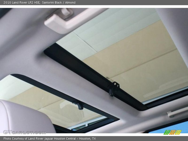 Santorini Black / Almond 2010 Land Rover LR2 HSE