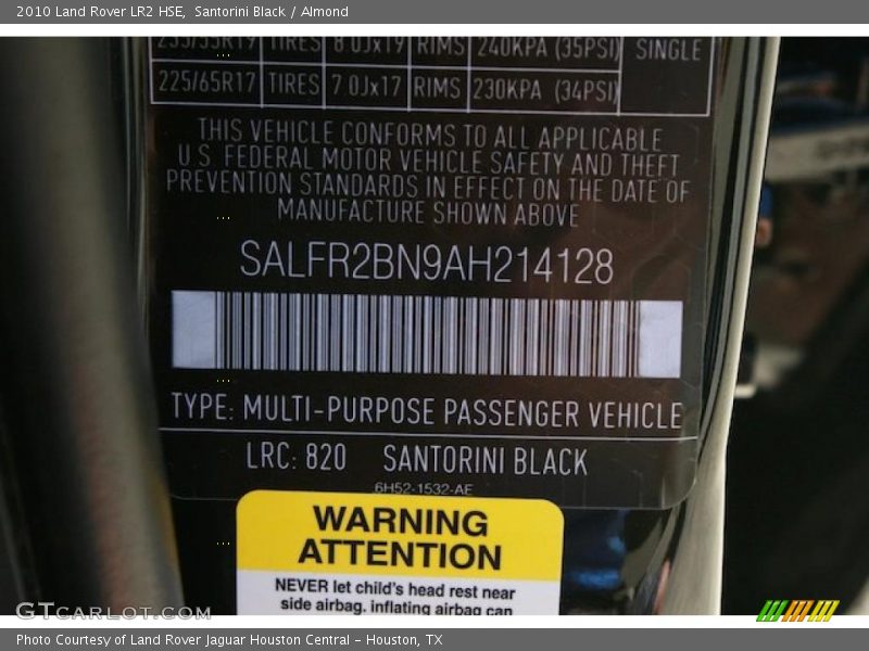 Santorini Black / Almond 2010 Land Rover LR2 HSE