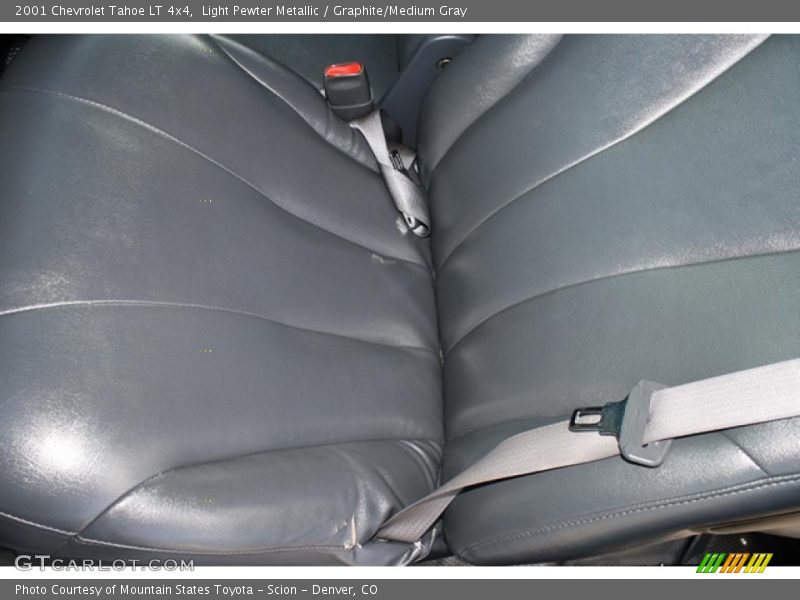 Light Pewter Metallic / Graphite/Medium Gray 2001 Chevrolet Tahoe LT 4x4