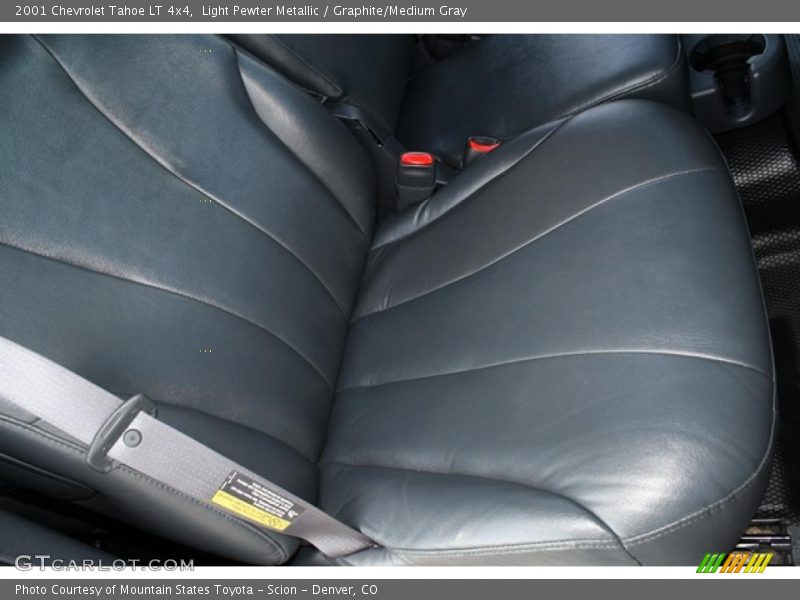 Light Pewter Metallic / Graphite/Medium Gray 2001 Chevrolet Tahoe LT 4x4