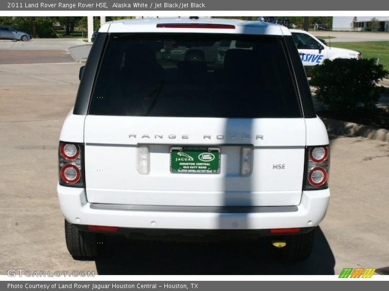 Alaska White / Jet Black/Jet Black 2011 Land Rover Range Rover HSE