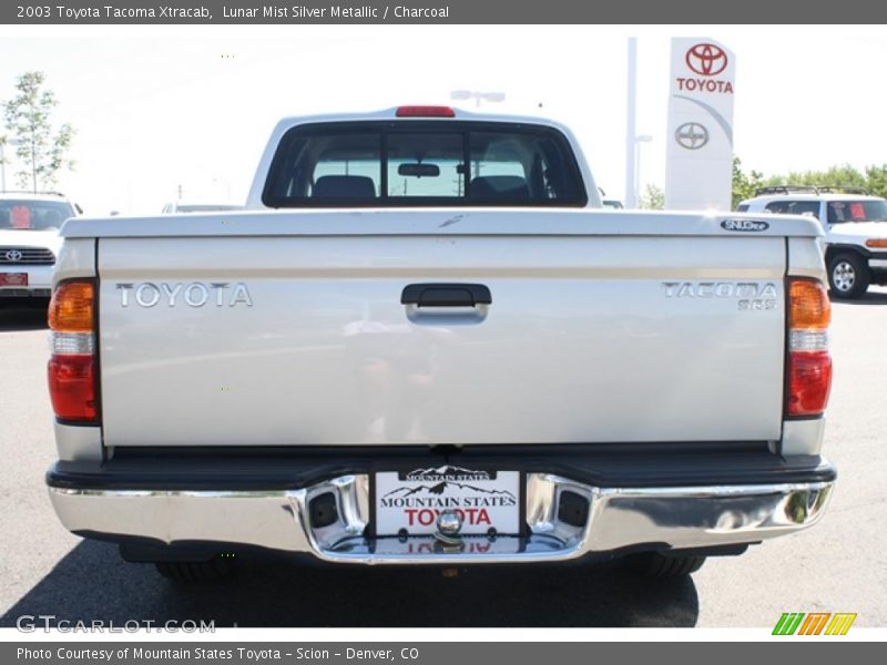 Lunar Mist Silver Metallic / Charcoal 2003 Toyota Tacoma Xtracab