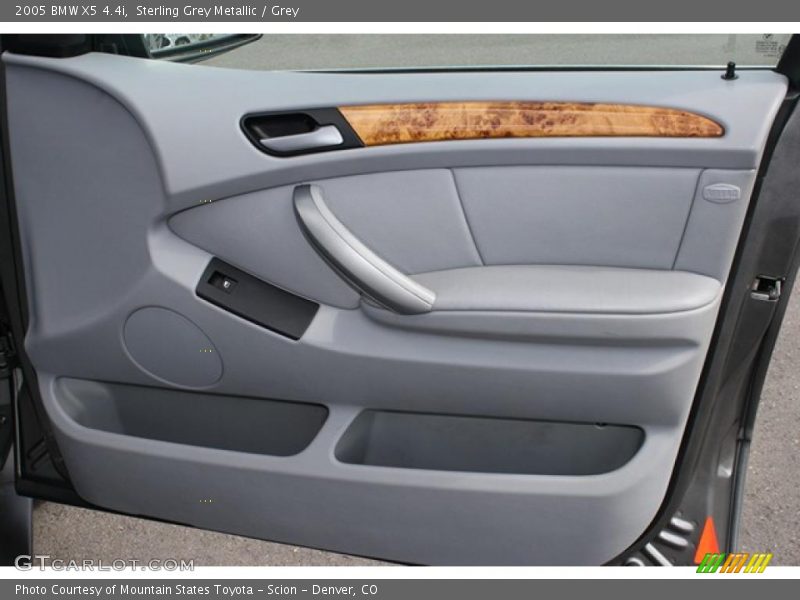 Sterling Grey Metallic / Grey 2005 BMW X5 4.4i