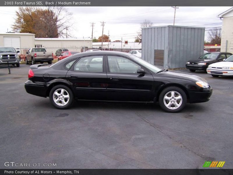 Black / Medium Parchment 2003 Ford Taurus SES