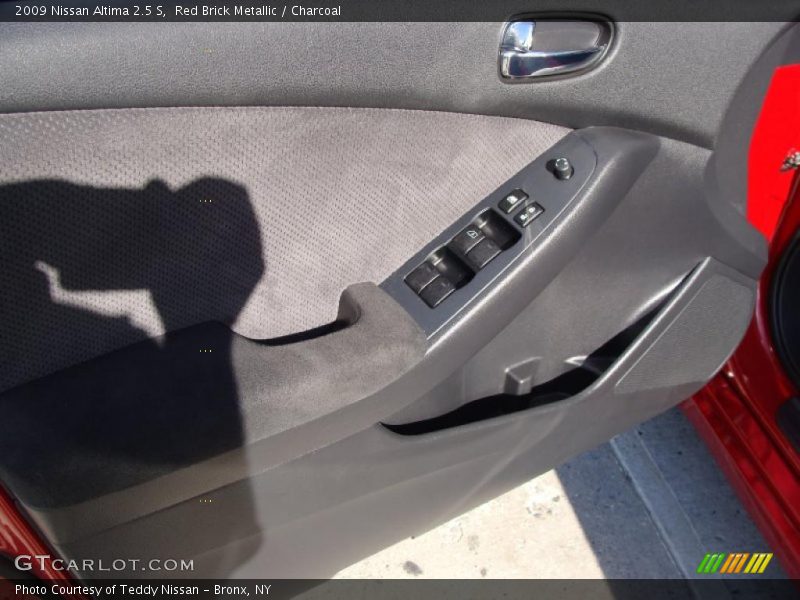 Red Brick Metallic / Charcoal 2009 Nissan Altima 2.5 S