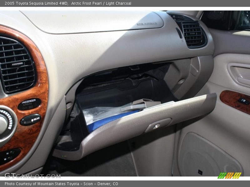 Arctic Frost Pearl / Light Charcoal 2005 Toyota Sequoia Limited 4WD