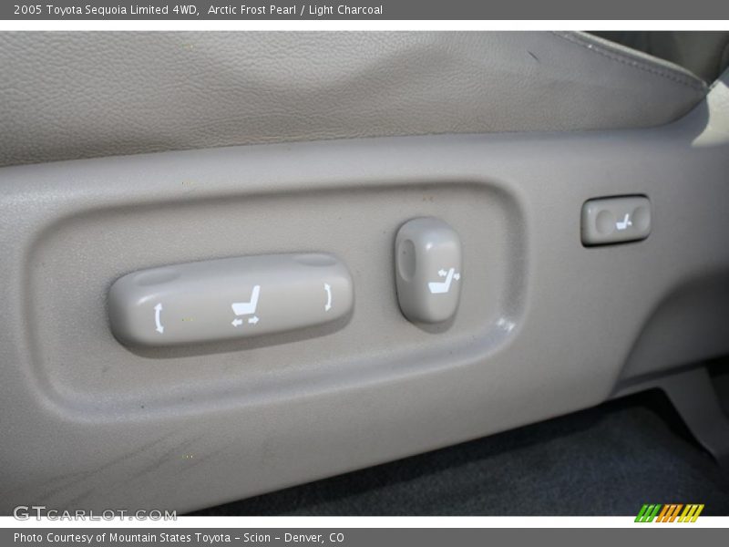 Arctic Frost Pearl / Light Charcoal 2005 Toyota Sequoia Limited 4WD