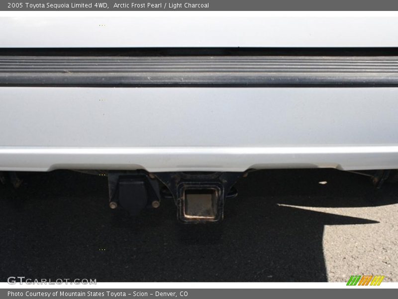 Arctic Frost Pearl / Light Charcoal 2005 Toyota Sequoia Limited 4WD