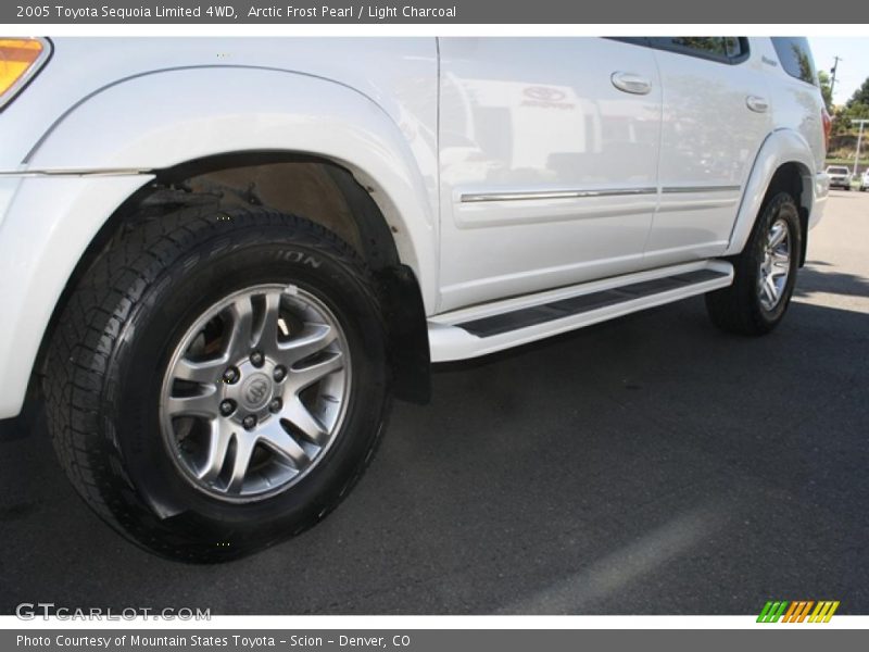 Arctic Frost Pearl / Light Charcoal 2005 Toyota Sequoia Limited 4WD