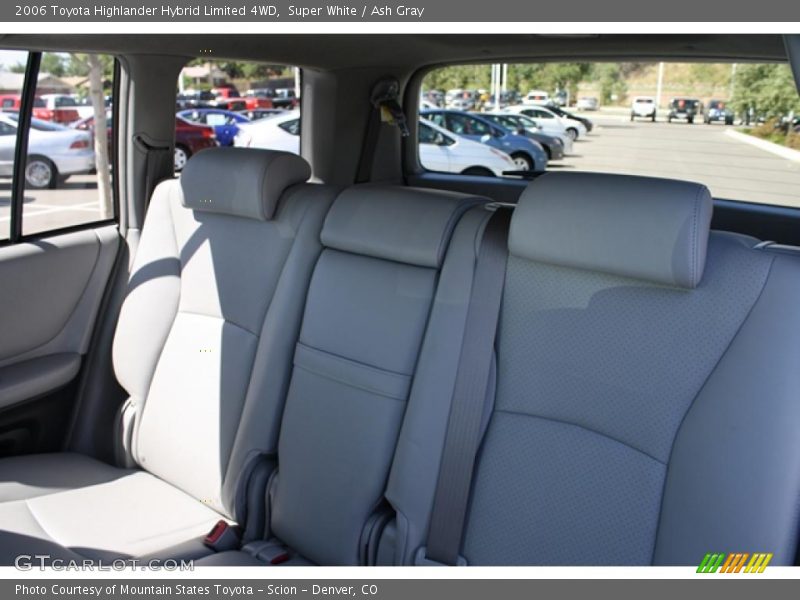 Super White / Ash Gray 2006 Toyota Highlander Hybrid Limited 4WD