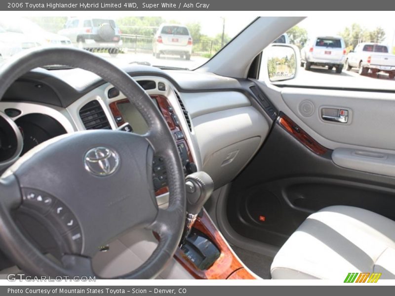 Super White / Ash Gray 2006 Toyota Highlander Hybrid Limited 4WD