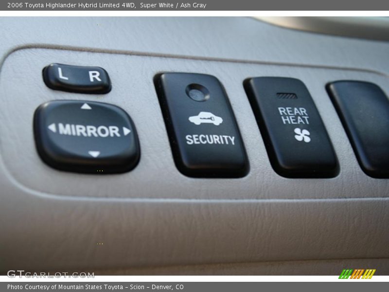 Super White / Ash Gray 2006 Toyota Highlander Hybrid Limited 4WD