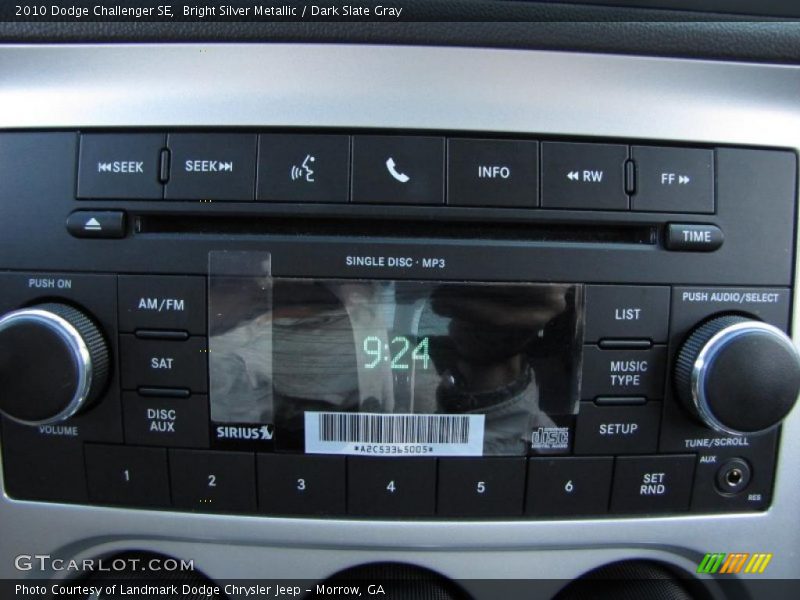 Bright Silver Metallic / Dark Slate Gray 2010 Dodge Challenger SE