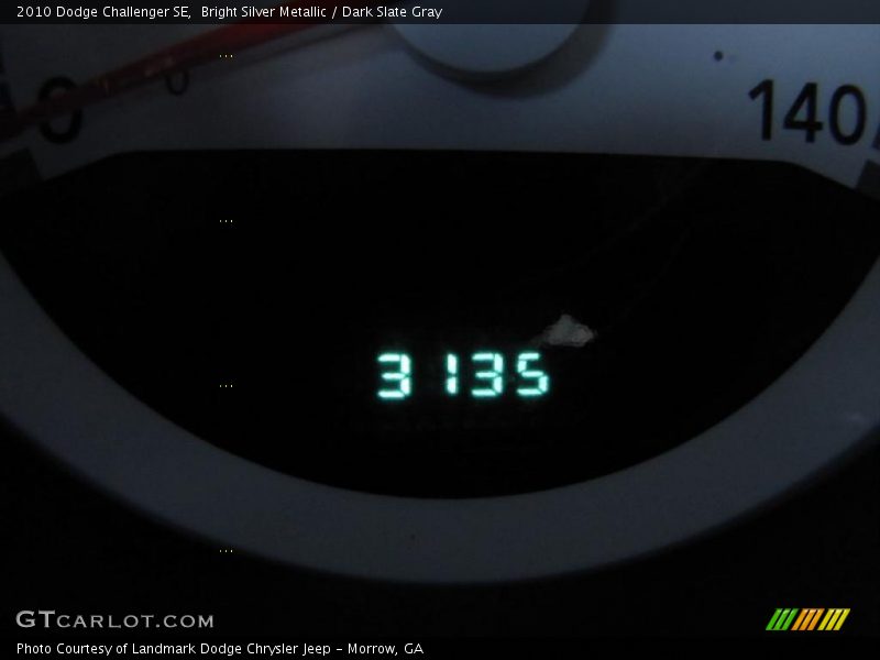 Bright Silver Metallic / Dark Slate Gray 2010 Dodge Challenger SE