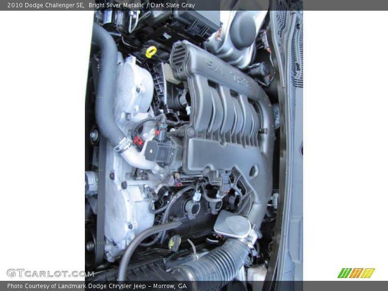 Bright Silver Metallic / Dark Slate Gray 2010 Dodge Challenger SE