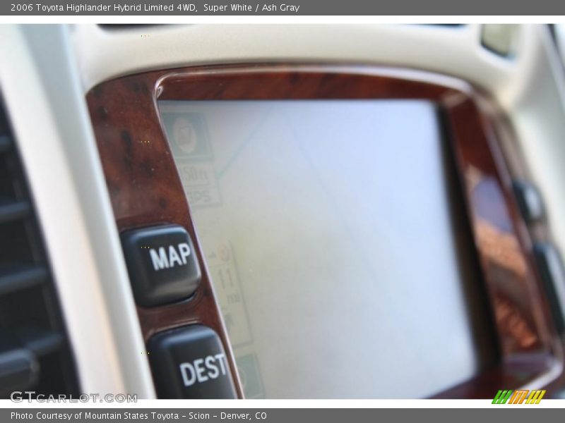 Super White / Ash Gray 2006 Toyota Highlander Hybrid Limited 4WD