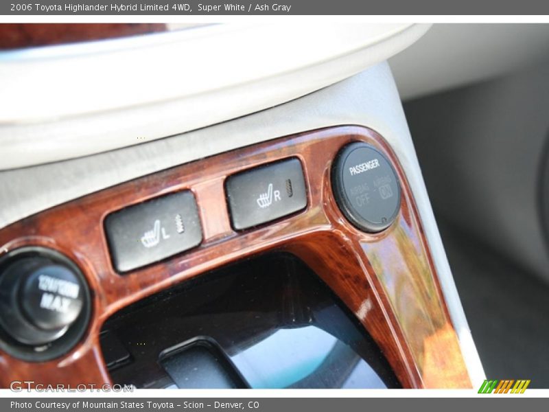 Super White / Ash Gray 2006 Toyota Highlander Hybrid Limited 4WD