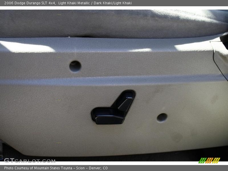 Light Khaki Metallic / Dark Khaki/Light Khaki 2006 Dodge Durango SLT 4x4