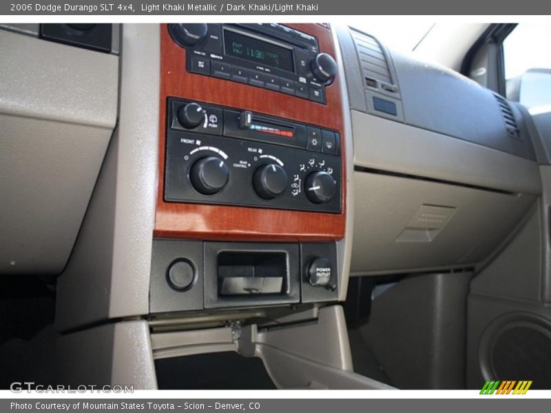 Light Khaki Metallic / Dark Khaki/Light Khaki 2006 Dodge Durango SLT 4x4
