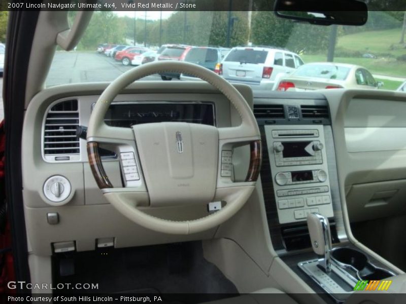 Vivid Red Metallic / Stone 2007 Lincoln Navigator Ultimate 4x4