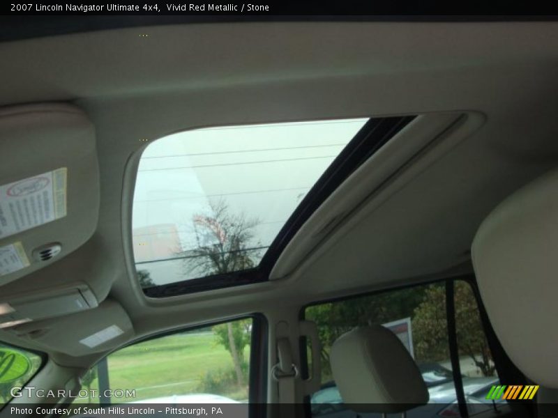 Vivid Red Metallic / Stone 2007 Lincoln Navigator Ultimate 4x4