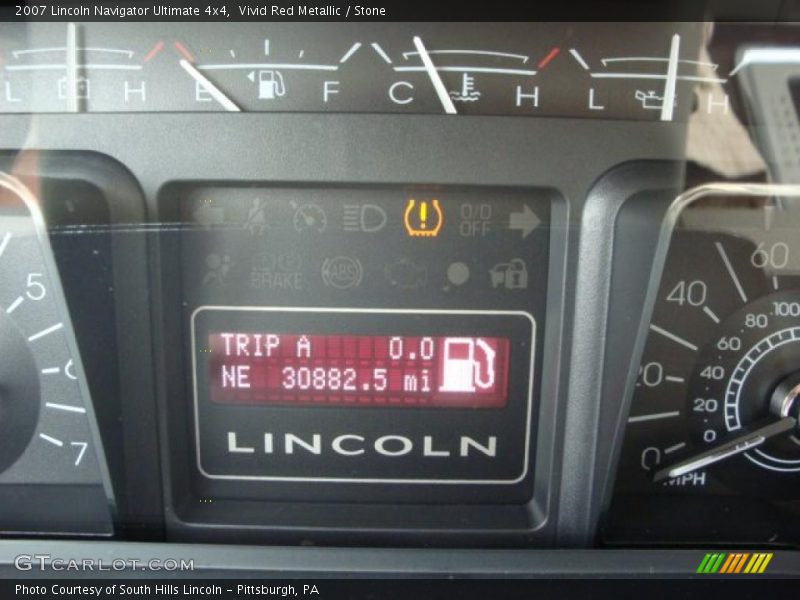 Vivid Red Metallic / Stone 2007 Lincoln Navigator Ultimate 4x4