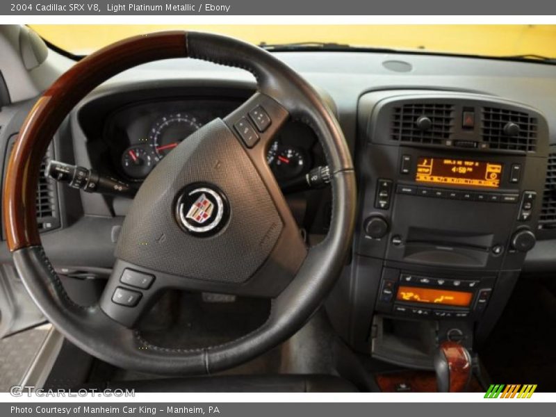 Light Platinum Metallic / Ebony 2004 Cadillac SRX V8