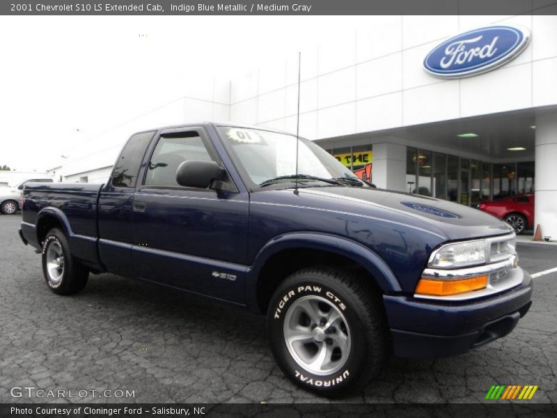 Indigo Blue Metallic / Medium Gray 2001 Chevrolet S10 LS Extended Cab