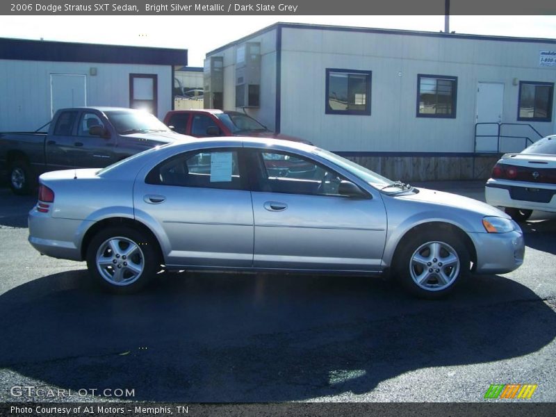 Bright Silver Metallic / Dark Slate Grey 2006 Dodge Stratus SXT Sedan