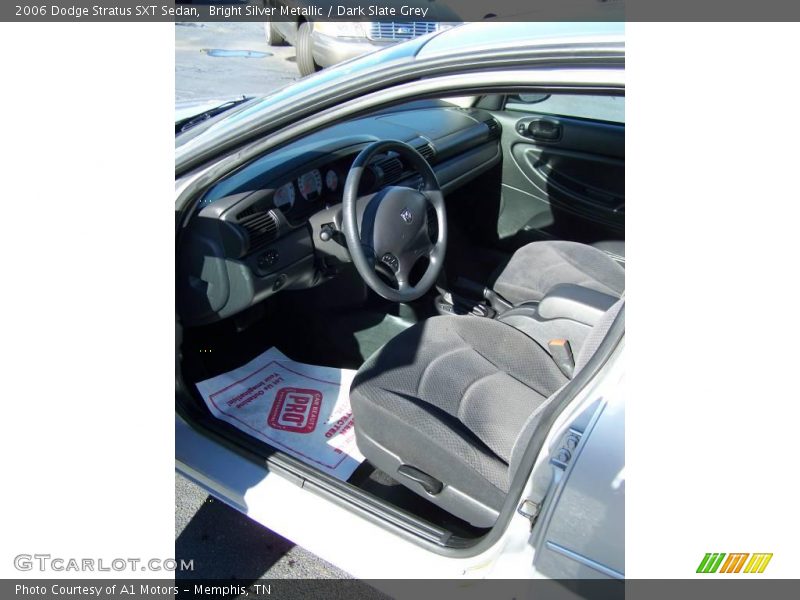 Bright Silver Metallic / Dark Slate Grey 2006 Dodge Stratus SXT Sedan