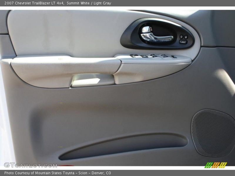 Summit White / Light Gray 2007 Chevrolet TrailBlazer LT 4x4