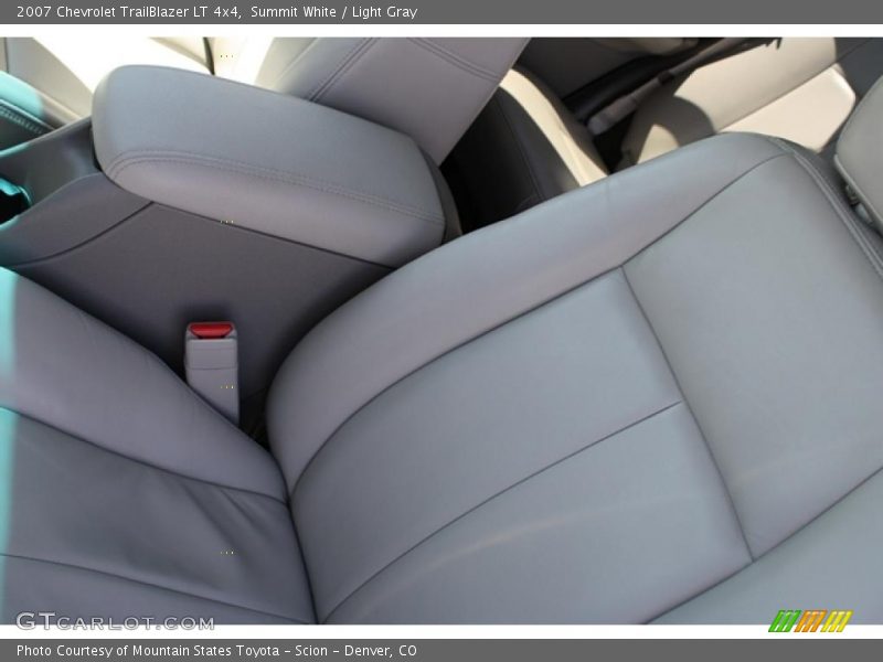 Summit White / Light Gray 2007 Chevrolet TrailBlazer LT 4x4
