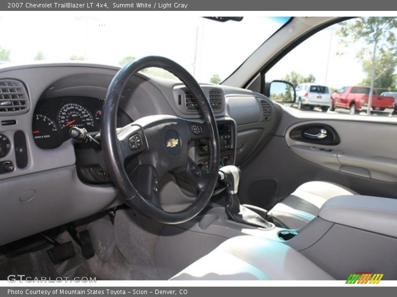 Summit White / Light Gray 2007 Chevrolet TrailBlazer LT 4x4