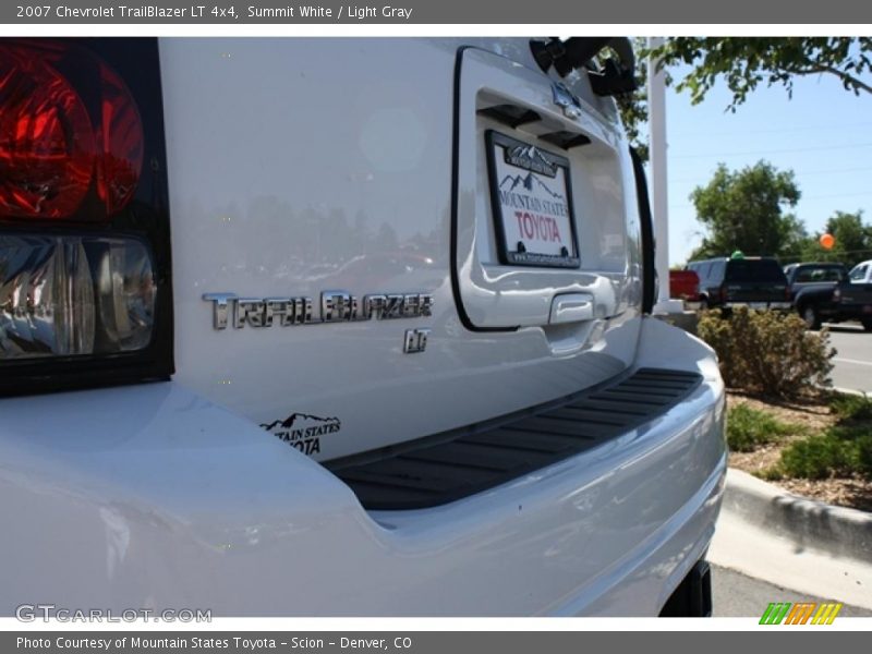 Summit White / Light Gray 2007 Chevrolet TrailBlazer LT 4x4