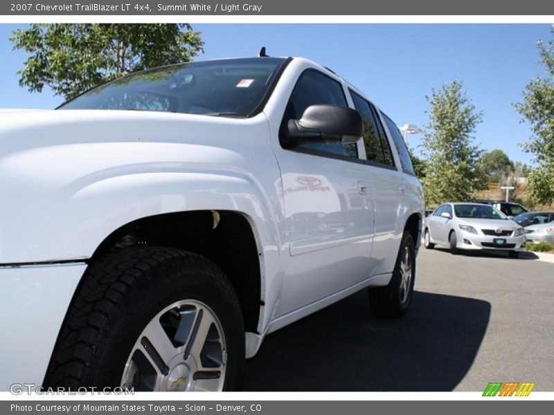 Summit White / Light Gray 2007 Chevrolet TrailBlazer LT 4x4