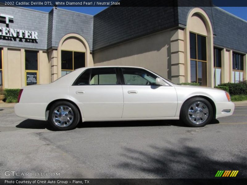 White Diamond Pearl / Neutral Shale 2002 Cadillac DeVille DTS