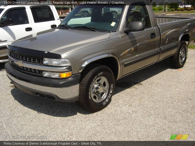 Light Pewter Metallic / Graphite 2000 Chevrolet Silverado 1500 LS Regular Cab 4x4