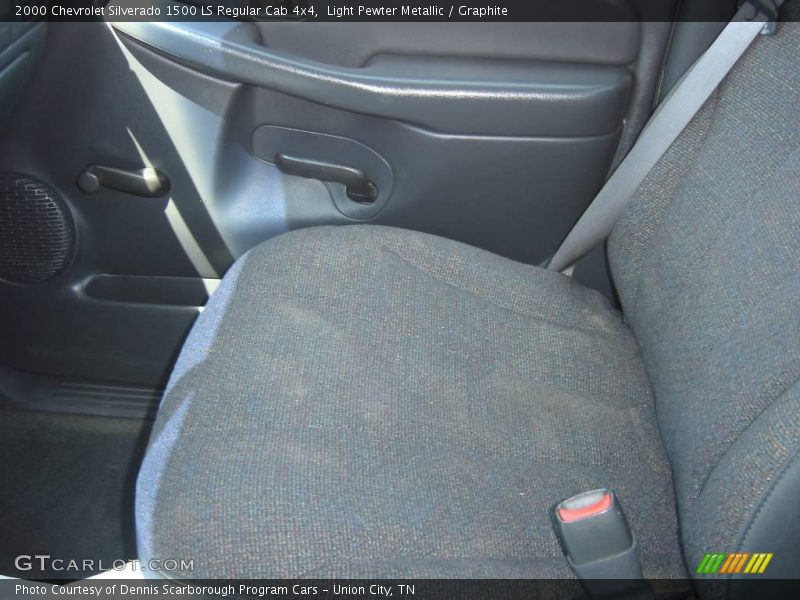 Light Pewter Metallic / Graphite 2000 Chevrolet Silverado 1500 LS Regular Cab 4x4
