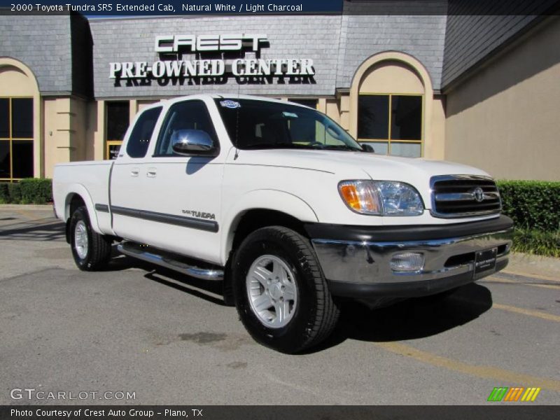 Natural White / Light Charcoal 2000 Toyota Tundra SR5 Extended Cab