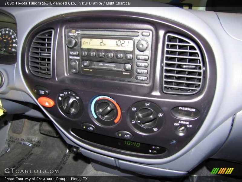 Natural White / Light Charcoal 2000 Toyota Tundra SR5 Extended Cab