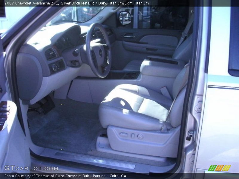 Silver Birch Metallic / Dark Titanium/Light Titanium 2007 Chevrolet Avalanche Z71