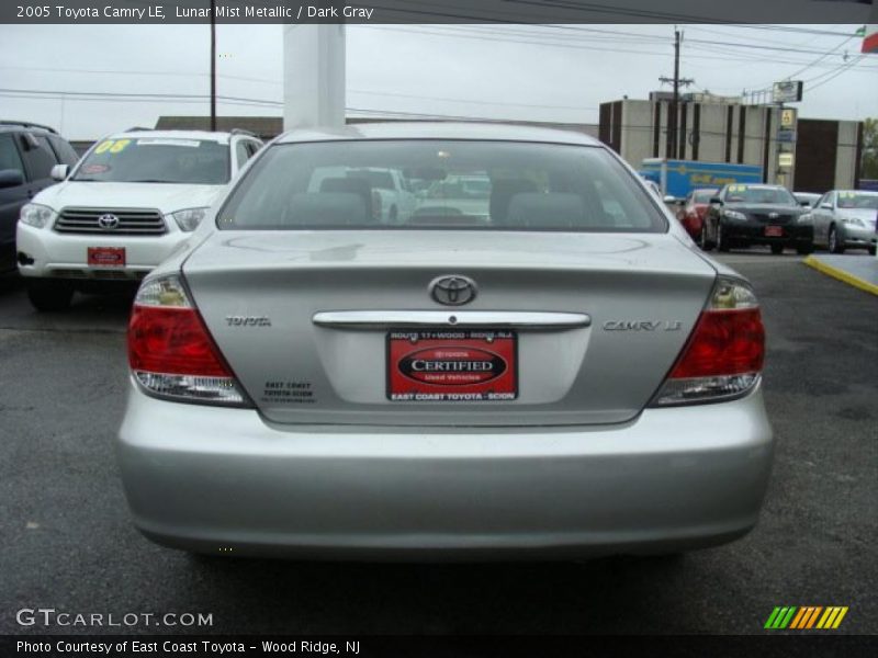 Lunar Mist Metallic / Dark Gray 2005 Toyota Camry LE